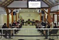 5ª e 6ª sessões ordinárias de 2021: resumos e resultados das votações 