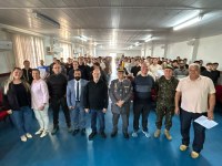 Autoridades acompanham cerimônia de Juramento à Bandeira Nacional