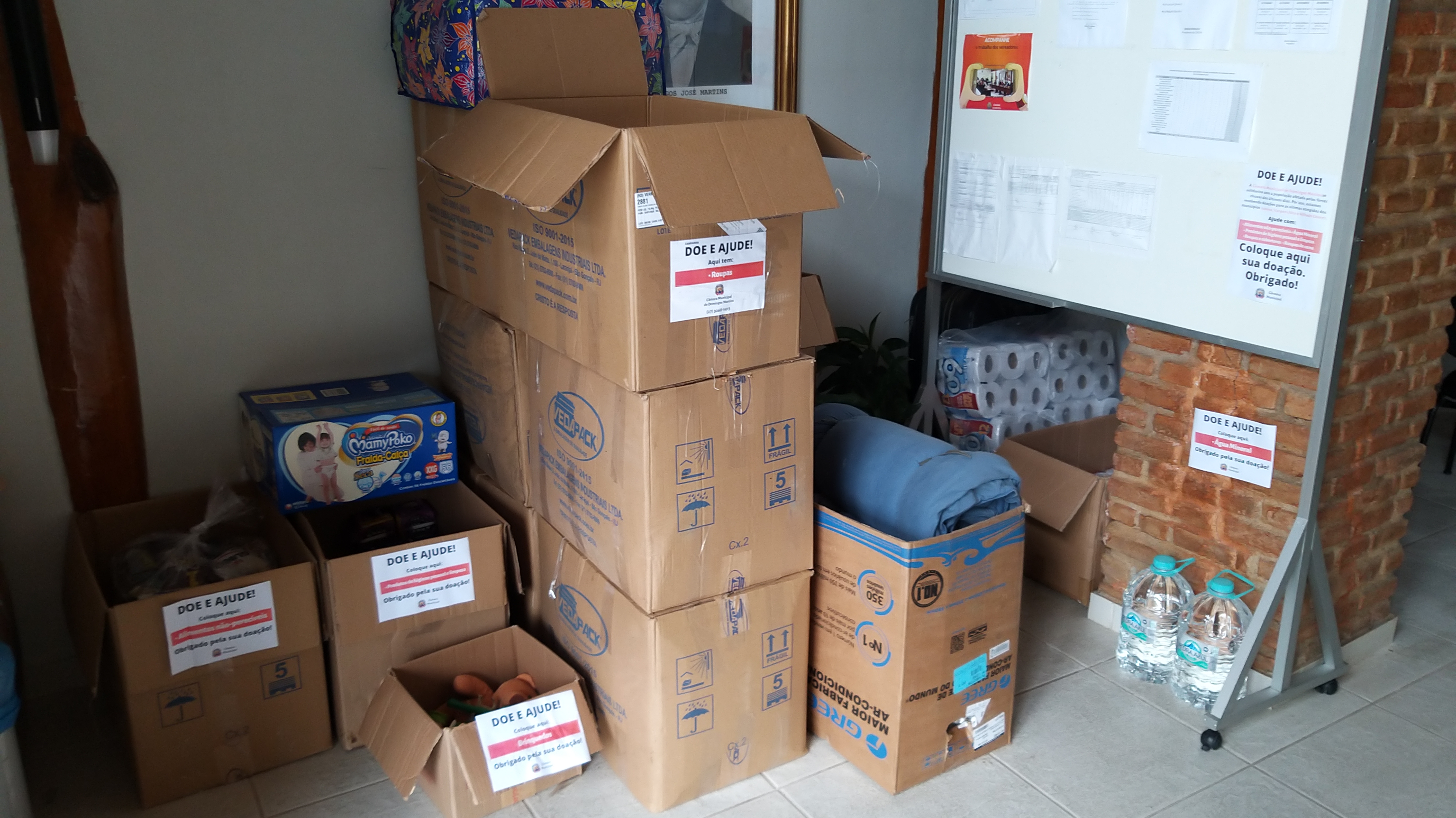 Câmara recebe doações para as vítimas das fortes chuvas no ES