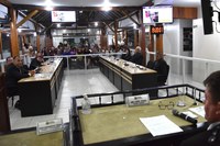 10ª Sessão Ordinária: resumo e resultados das votações
