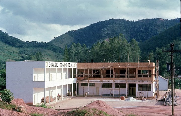 CONSTRUÇÃO DO GINÁSIO DE CAMPINHO.jpg