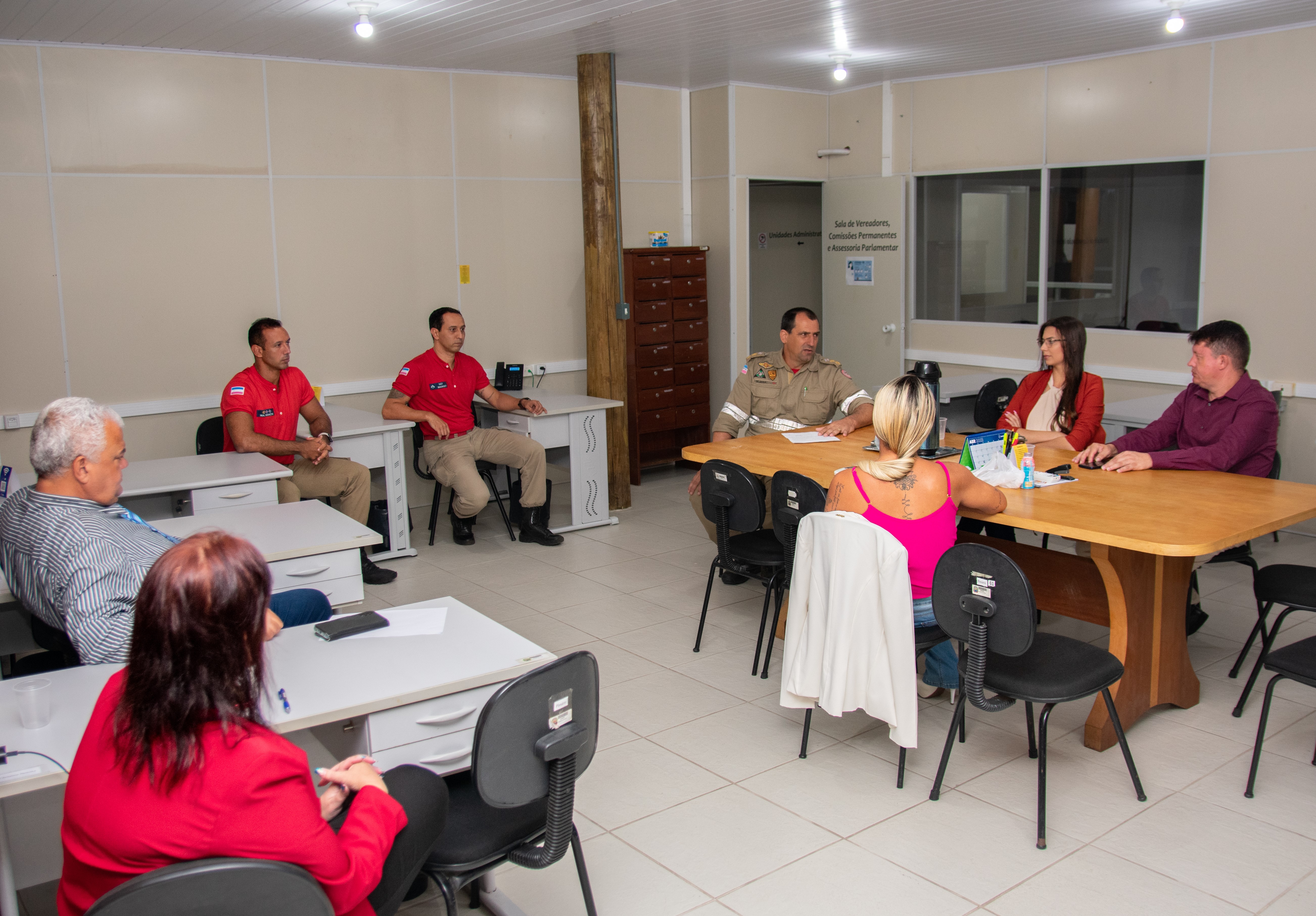 Legislativo Municipal recebe visita do novo Comando do 4° Batalhão de Bombeiros Militar 