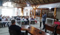 Alunos da Escola Mariano F. de Nazareth visitam a Câmara