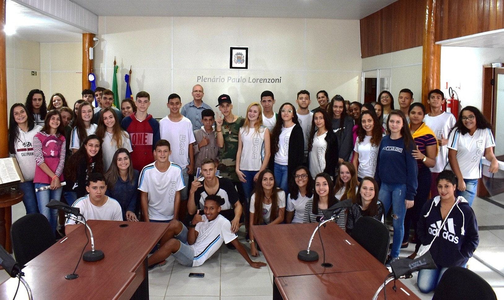 Estudantes da Escola Emílio Oscar Hülle visitam a Câmara