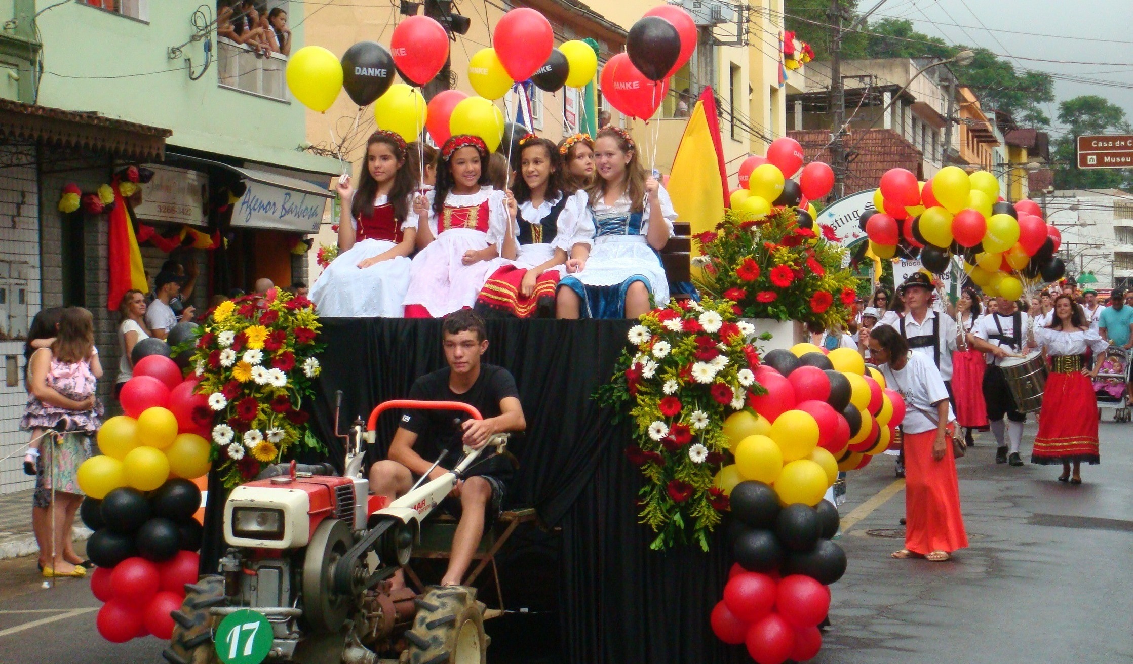 Sancionada lei que institui o hino oficial da Sommerfest 