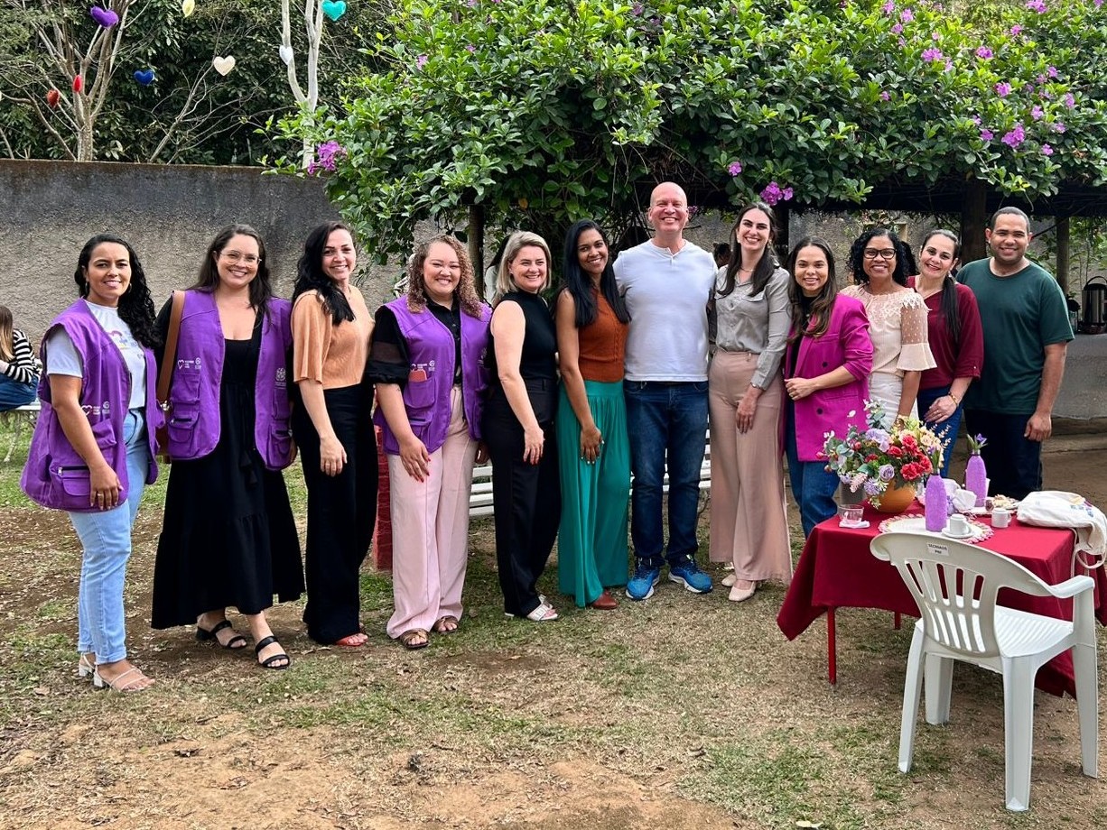 Vereadores prestigiam Chá da Tarde em alusão ao Agosto Lilás