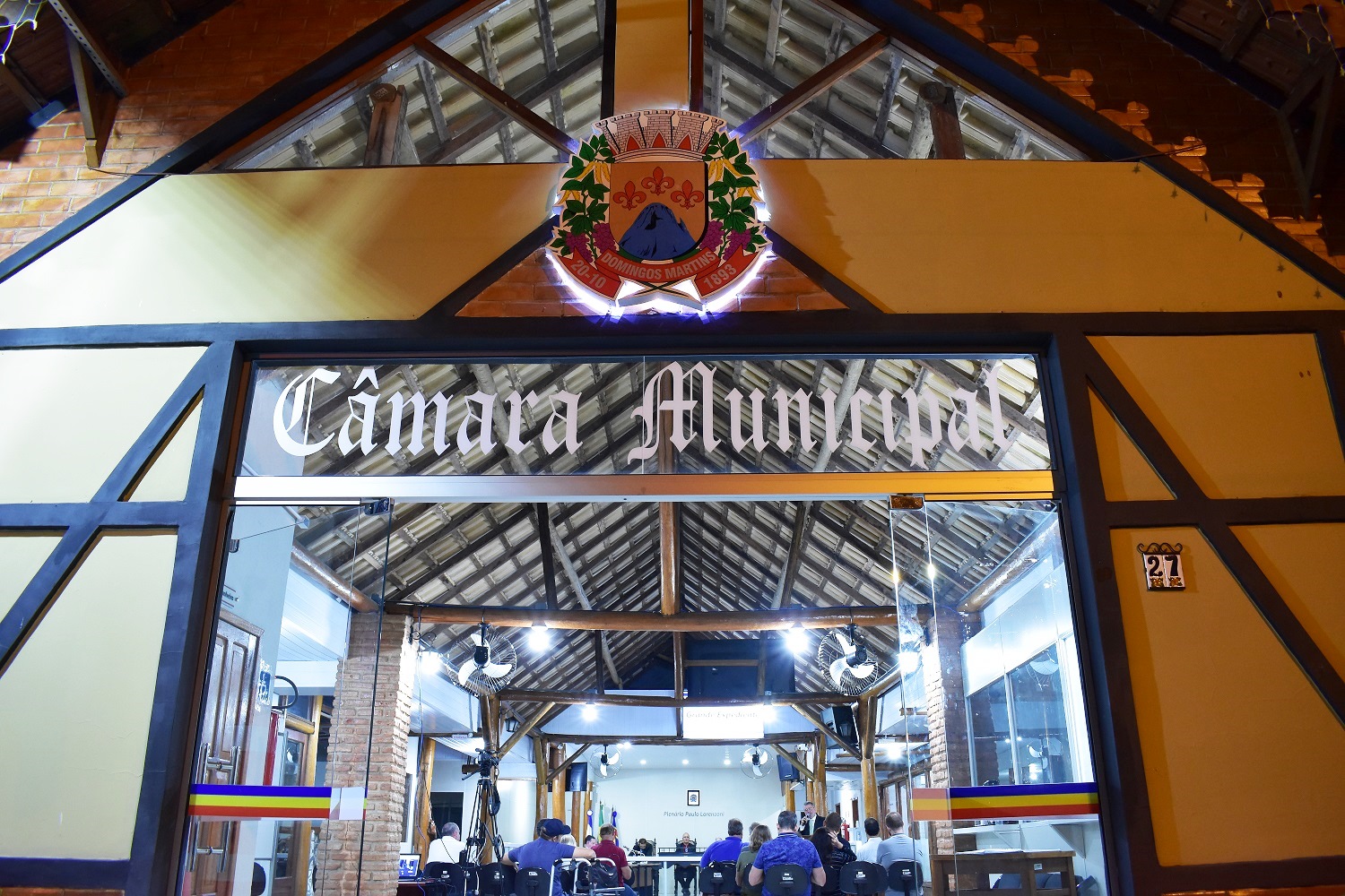 COVID-19: Câmara define expediente de trabalho durante o mês de março 