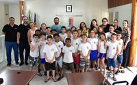 Estudantes da EMEF Mariano Ferreira de Nazareth visitam a Câmara
